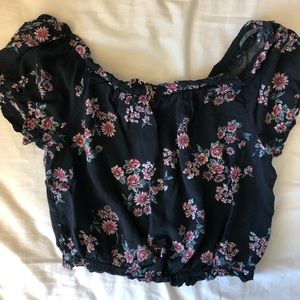 Floral off the shoulder top!